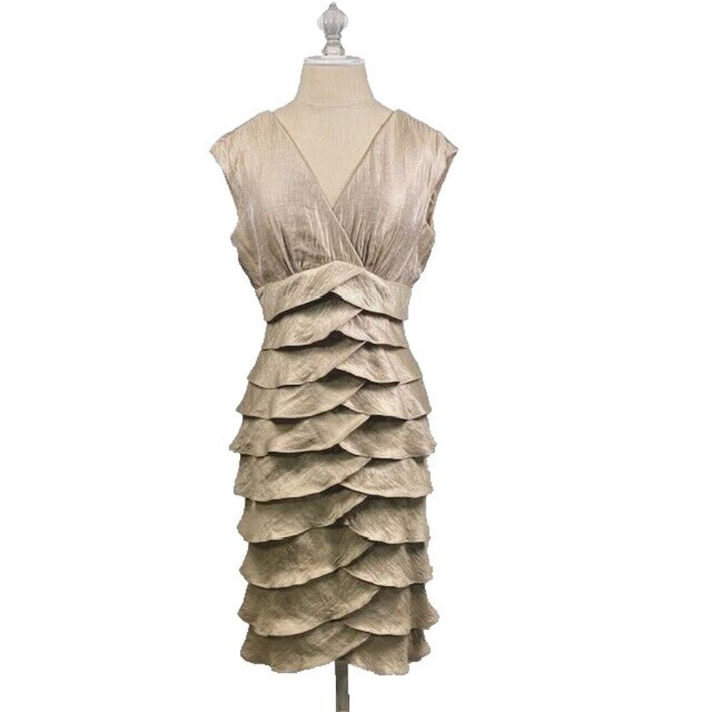 London Times Gold Metallic Tiered Dress Size 6 Pre Owned